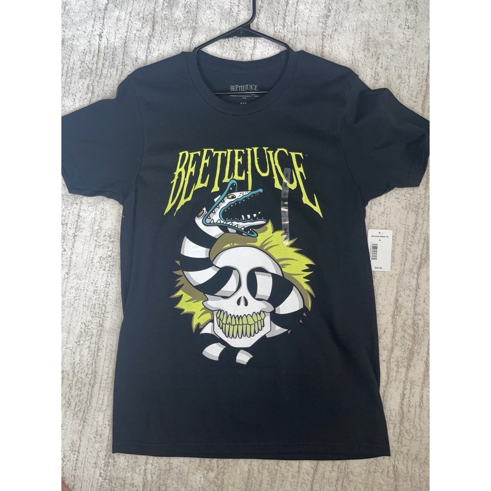 BEETLEJUICE Skull T-shirt Unisex Size Medium New With Tags 100% Cotton
